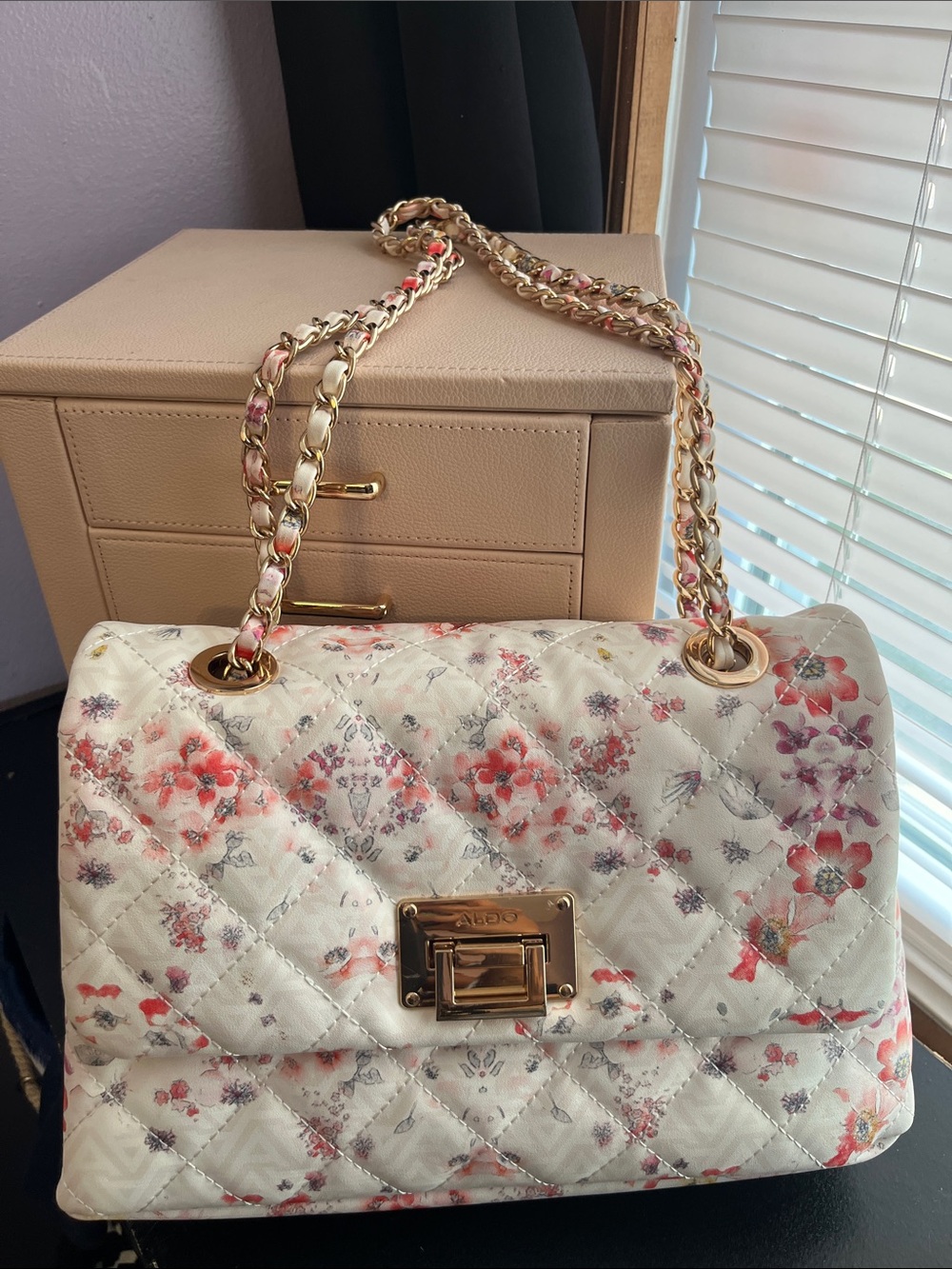 Aldo White Floral Quilted Shoulder Bag with Gold Chain